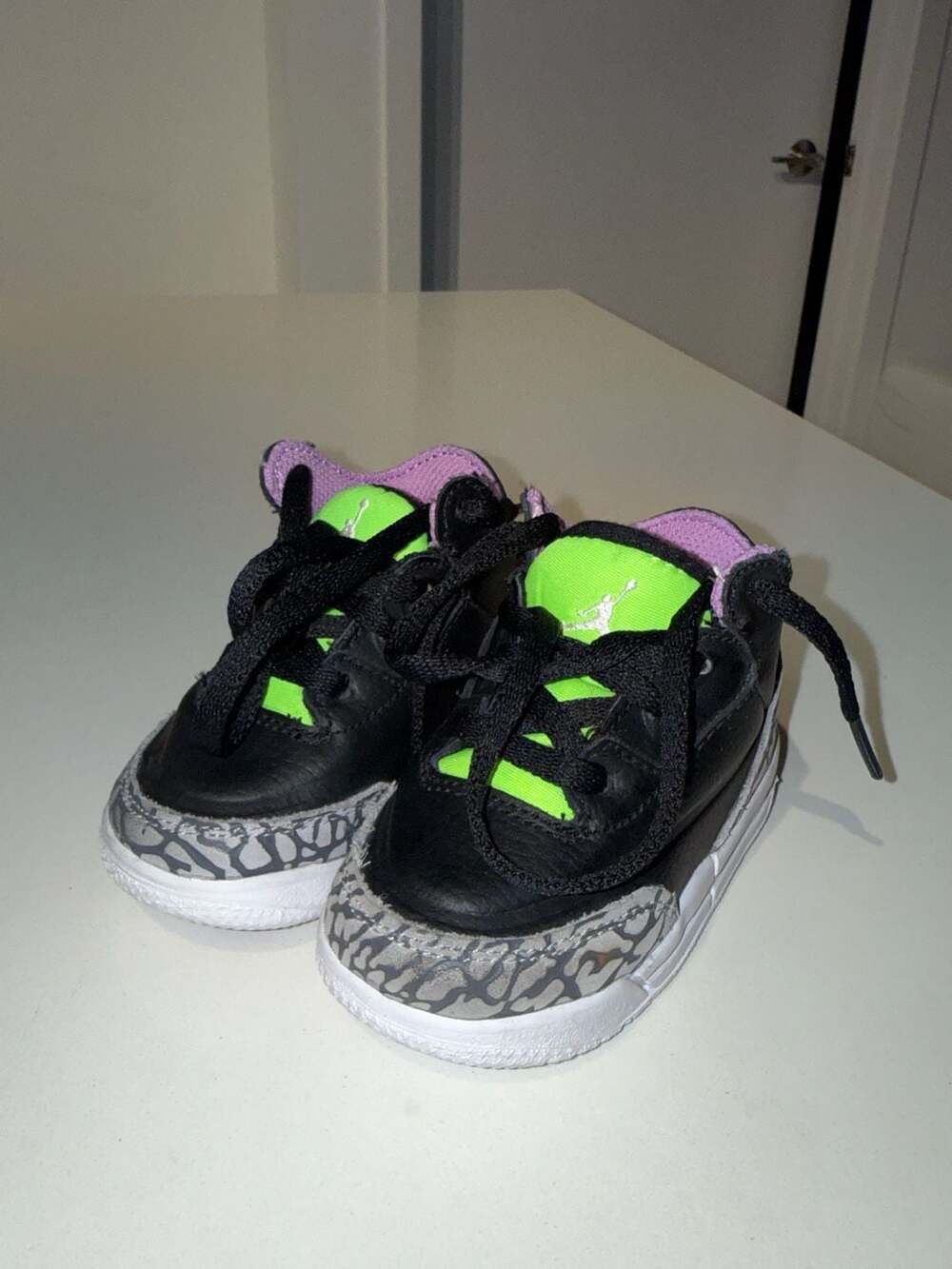 Air Jordan 3 Retro TD Electric Green Size 5C